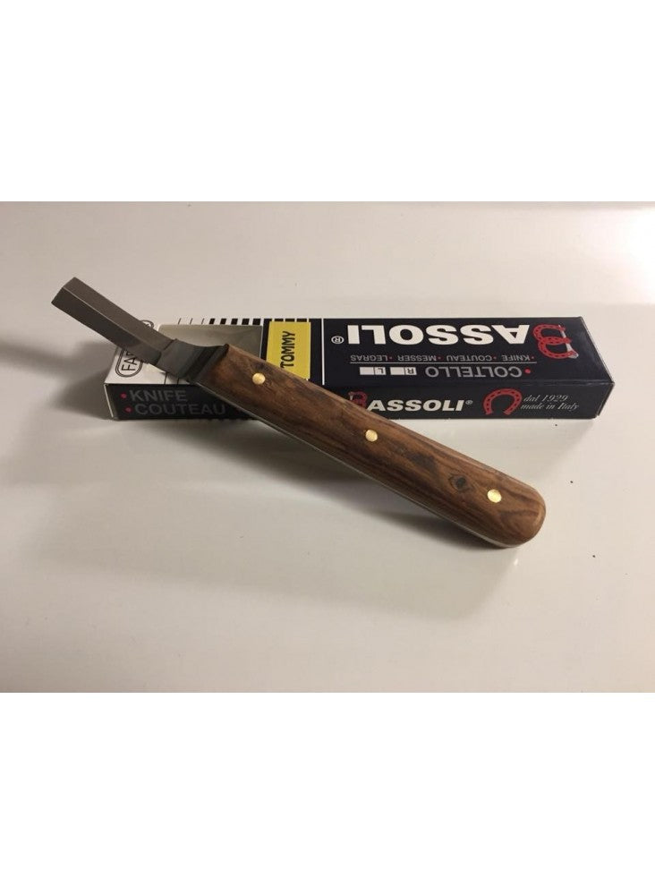 Tommy Knife - Source For Horse